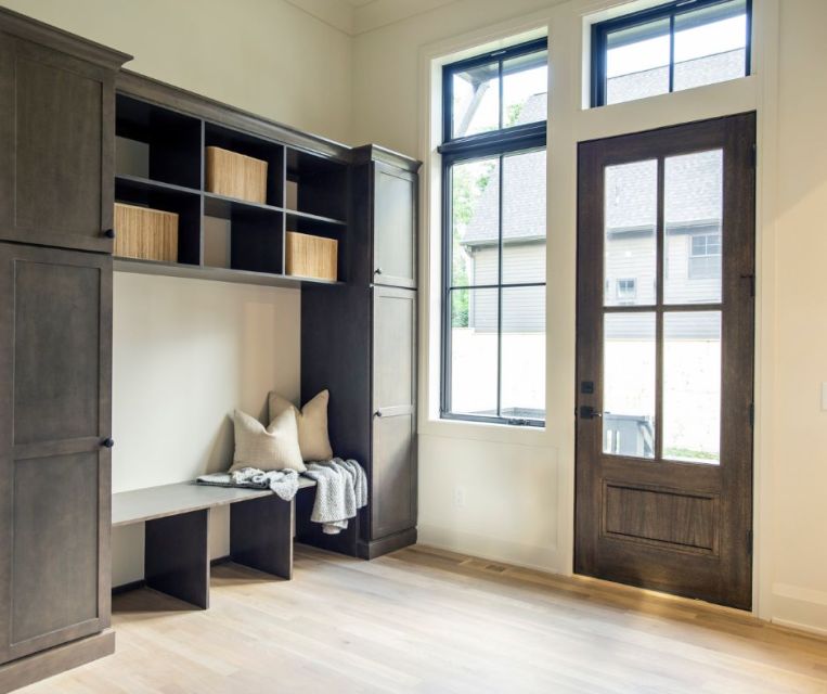 mud-room