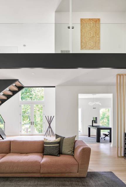 Staircase landing and walkway