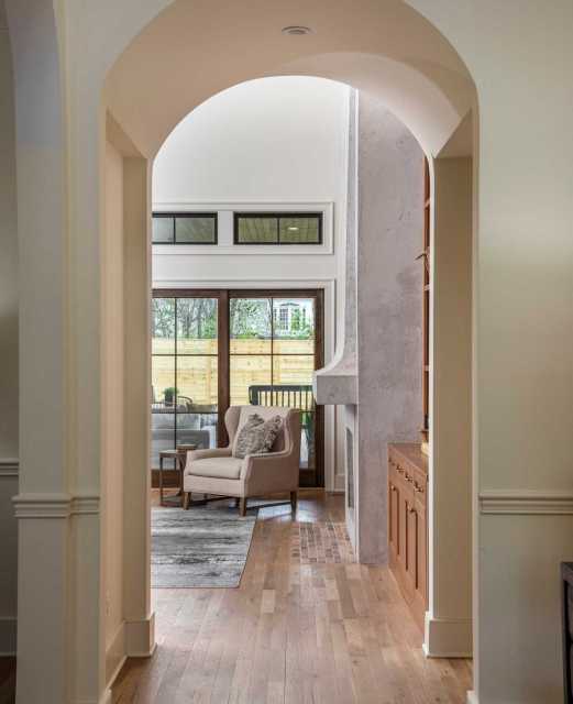 Timeless 880 × 1080 px