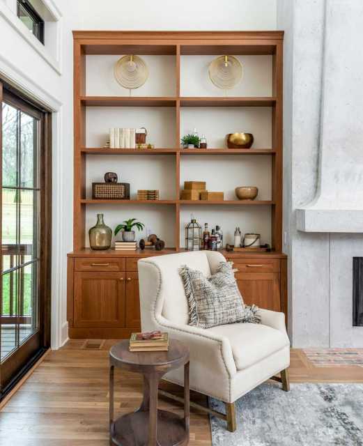 Timeless 880 × 1080 px