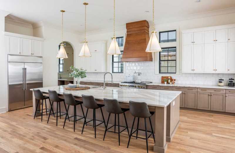 Timeless 1660 × 1080 low rez