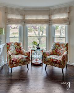 Living Room with Natural Linen, Semi-Sheer Straight Roman Shades