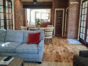 kitchen and breakfast table