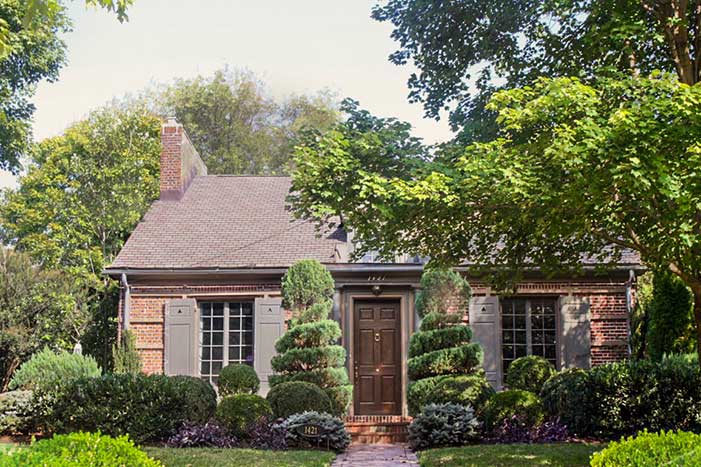 Lockeland Springs HOme TOur Front of 1421