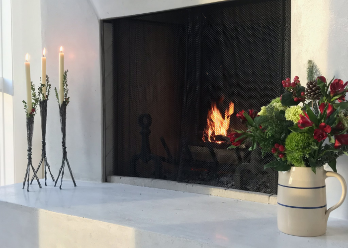 Holiday Decorating your Fireplace Hearth